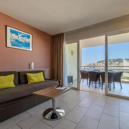 Western Amiraute Hotel 4*