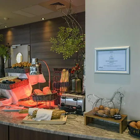 Western Amiraute Hotel