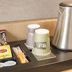 Hotel Western Amirauté 4*