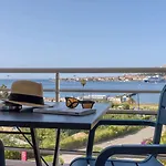 Western Amirauté Hotel 4*