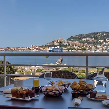 Hotel Western Amirauté 4*