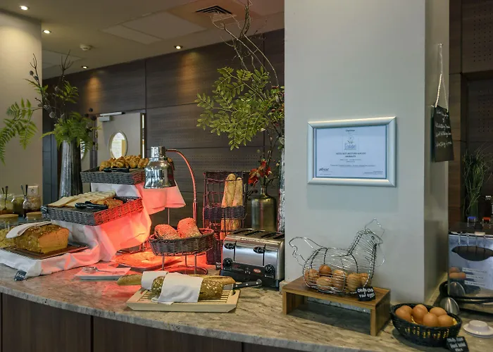 Western Amiraute Hotell