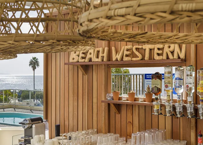 Hotell Western Amiraute Ajaccio (Corsica)